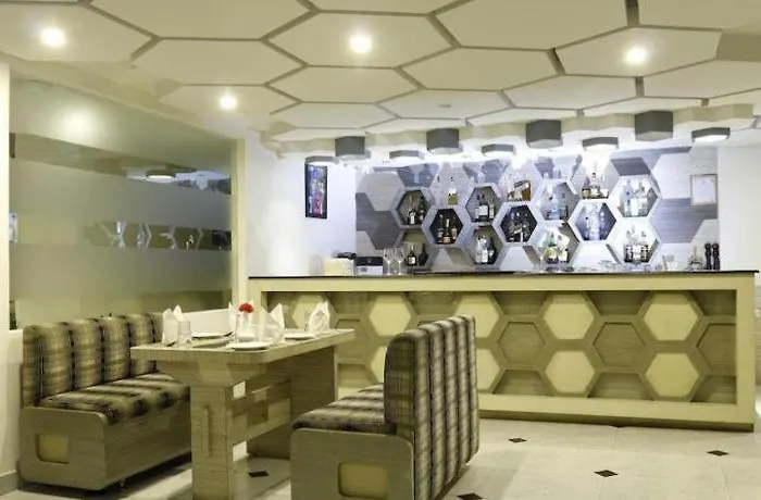 Hotel Mirage Regency 4*
